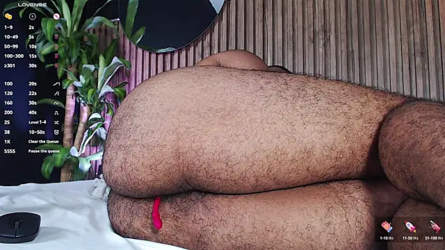 Snapshot of DilanJonnes_ chatting on December 5, 4:01 pm DilanJonnes online show from December 5, 4:01 pm