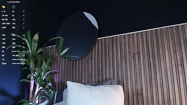 Snapshot of DilanJonnes_ chatting on December 27, 1:00 am DilanJonnes online show from December 27, 1:00 am