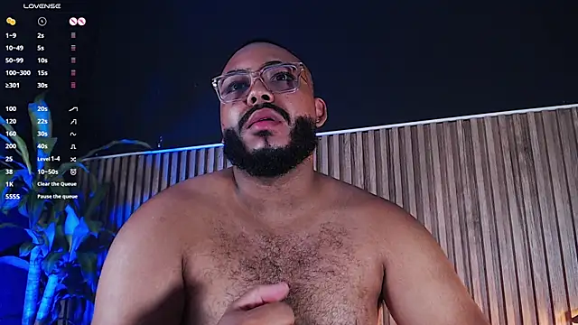 Snapshot of DilanJonnes_ chatting on January 31, 8:43 pm DilanJonnes online show from January 31, 8:43 pm