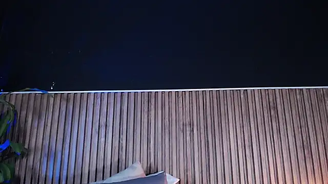 Snapshot of DilanJonnes_ chatting on February 16, 5:37 am DilanJonnes online show from February 16, 5:37 am