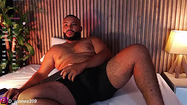 Snapshot of DilanJonnes_ chatting on September 14, 3:00 pm DilanJonnes online show from September 14, 3:00 pm