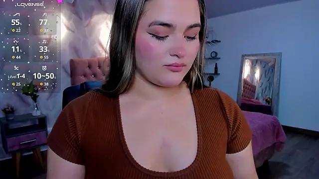 Snapshot of cattaleya___ chatting on November 14, 2:43 am cattaleya online show from November 14, 2:43 am