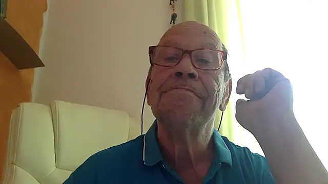 Snapshot of Bobby5169 chatting on October 2, 11:50 am Bobby5169 online show from October 2, 11:50 am