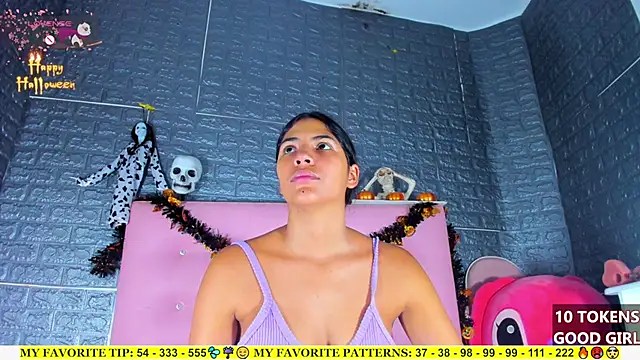 AriannaLewiis online show from October 19, 7:25 pm