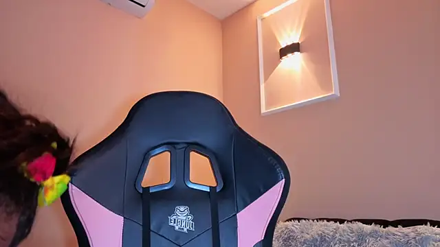 SheilaSmiith online show from October 24, 10:06 pm