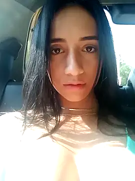 UrNewFantasy online show from January 4, 2:56 pm