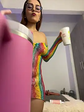 Miss-Abbii online show from December 17, 10:54 pm