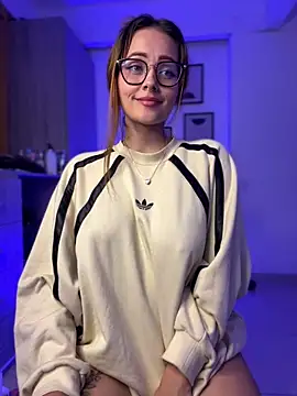 Miss-Abbii online show from March 2, 1:26 am