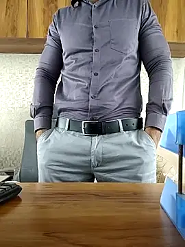 indianguy89 online show from April 9, 7:36 am