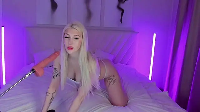 EmmaBarbs online show from January 31, 10:10 pm