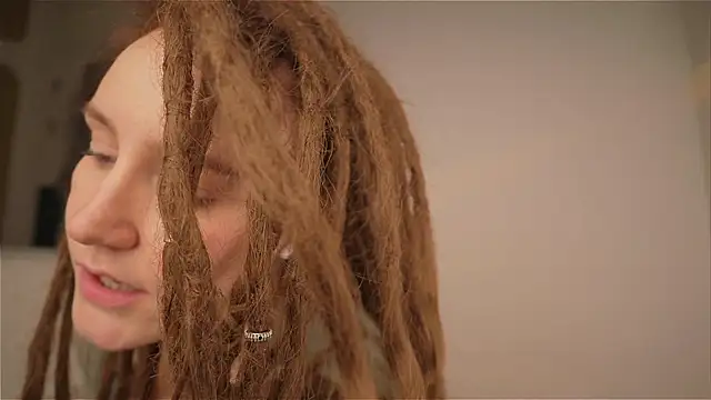 Winnie sweet online show from April 4, 2:14 pm