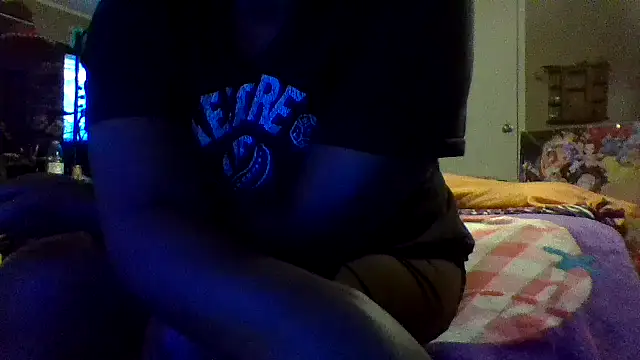 EbonyFetishQueen online show from April 19, 3:00 pm