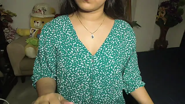 Most-Beautiful-Queen online show from February 9, 7:09 pm