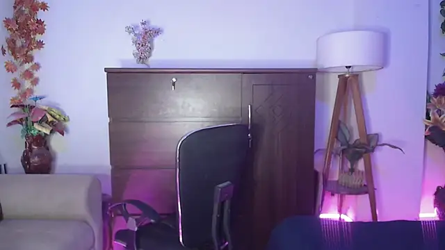 Most-Beautiful-Queen online show from February 27, 12:21 am