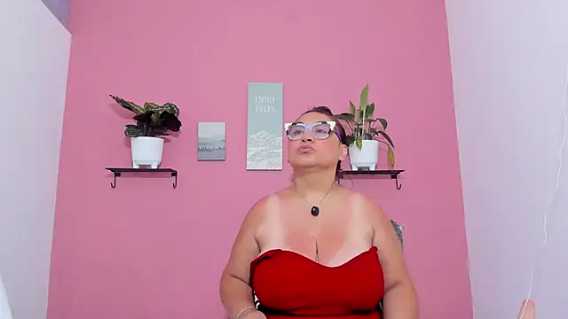 Karo 11  online show from September 30, 8:52 am