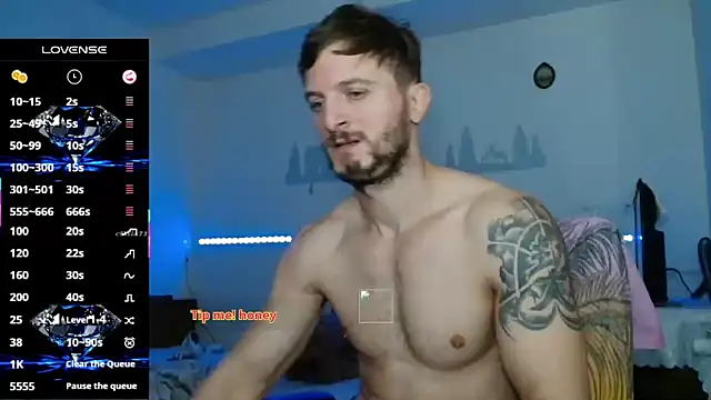 Snapshot of cuple_hoot_ chatting on October 18, 1:08 am cuple hoot online show from October 18, 1:08 am