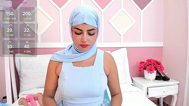 Lea nahid online show from February 2, 6:39 pm