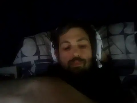 fred301993 online show from December 27, 1:32 am