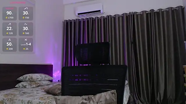 lovelygracy1809 online show from April 16, 9:39 pm