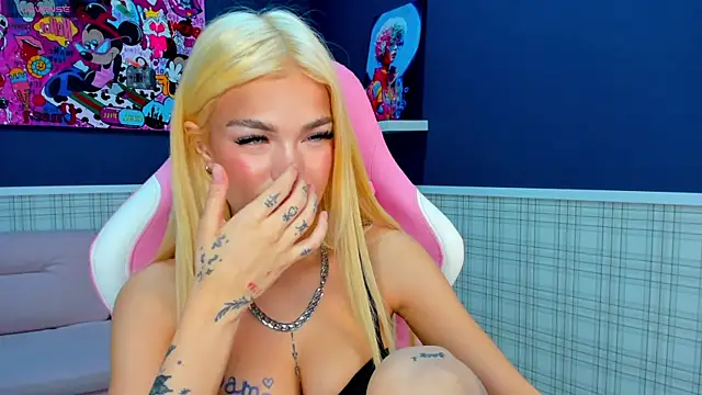 Angel Sapphire  online show from February 11, 9:20 am