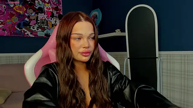 Angel Sapphire  online show from April 10, 10:14 pm