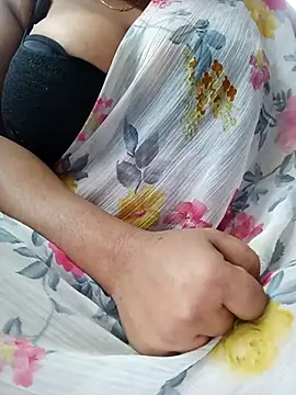 Snapshot of Rexx05@xh chatting on December 23, 2:09 am Rexx05xh online show from December 23, 2:09 am