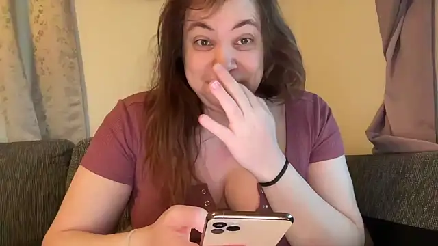 Snapshot of cumwithmee3 chatting on November 29, 1:36 pm cumwithmee3 online show from November 29, 1:36 pm