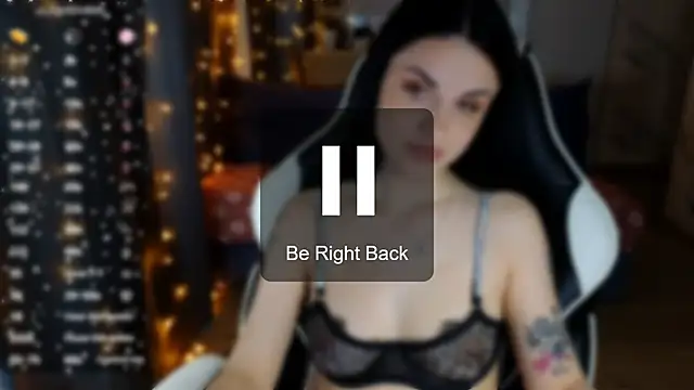 Snapshot of Mary___Moore chatting on January 15, 10:06 am Mary Moore online show from January 15, 10:06 am