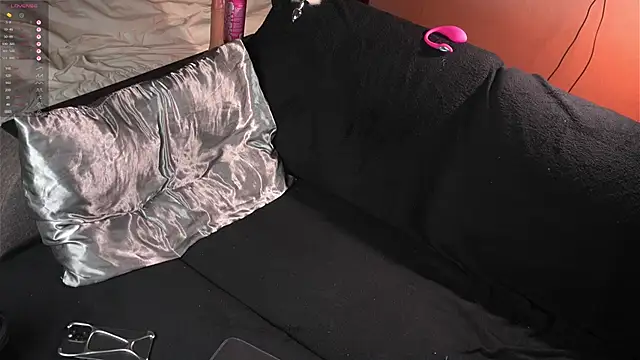 cherrydany online show from September 8, 4:17 pm