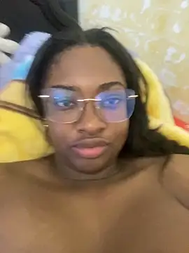 Snapshot of _MARRTINNA_ chatting on December 10, 6:44 am MARRTINNA online show from December 10, 6:44 am