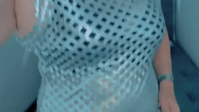 ScarletHoot  online show from December 18, 3:00 pm