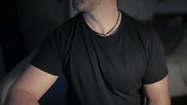 Snapshot of Mr_Beef chatting on November 8, 9:46 pm Mr Beef online show from November 8, 9:46 pm