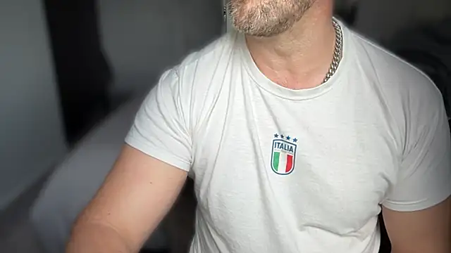 Snapshot of Mr_Beef chatting on November 9, 1:31 pm Mr Beef online show from November 9, 1:31 pm