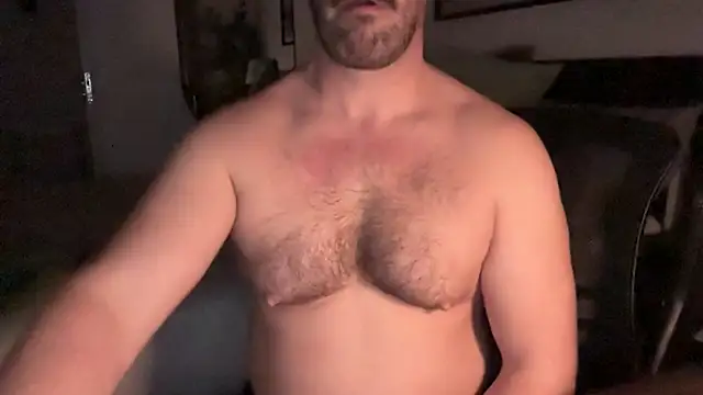 Snapshot of Mr_Beef chatting on November 15, 7:10 pm Mr Beef online show from November 15, 7:10 pm