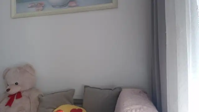  JustmeHere  online show from December 17, 10:54 am