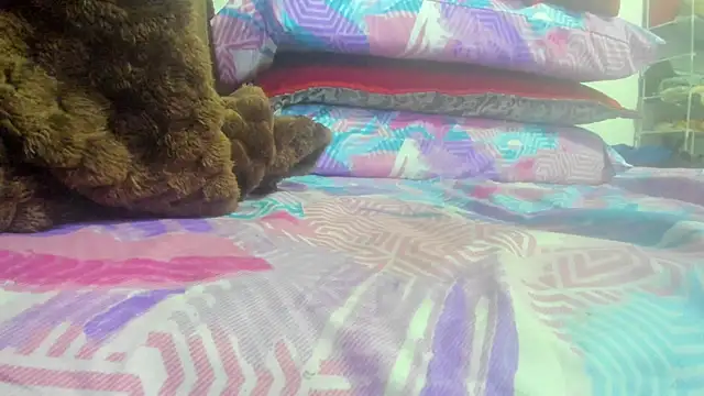 Brenda Smith69 online show from April 17, 10:46 pm