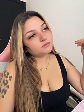 SweetPaige  online show from May 26, 12:12 pm