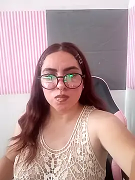 Snapshot of Celestte22 chatting on April 14, 6:25 pm Celestte22 online show from April 14, 6:25 pm