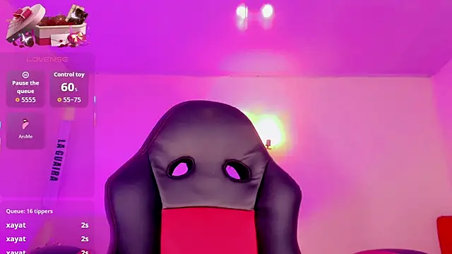 naomy  xx online show from February 11, 3:11 am