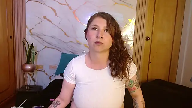 kittycatw online show from March 20, 8:35 pm