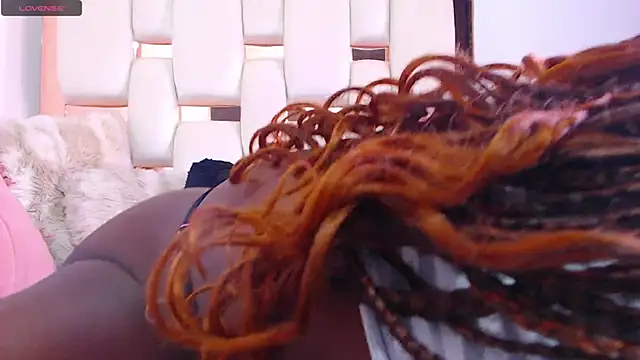 Snapshot of ItsVenuss chatting on November 10, 6:07 pm ItsVenuss online show from November 10, 6:07 pm