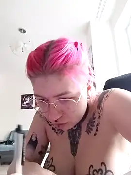 divine eve online show from February 14, 2:54 pm