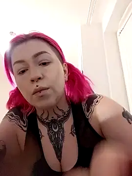 divine eve online show from February 21, 9:11 pm