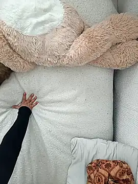 Derry Cooper online show from March 6, 11:09 pm