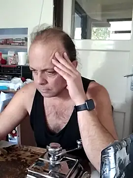 Snapshot of 1Kalandor@xh chatting on October 18, 8:04 am 1Kalandorxh online show from October 18, 8:04 am