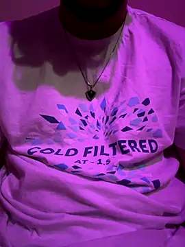 Snapshot of mertkaan27 chatting on November 27, 11:40 pm mertkaan27 online show from November 27, 11:40 pm