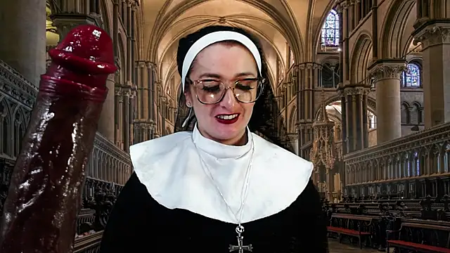 helenas fantasy online show from February 9, 1:00 am