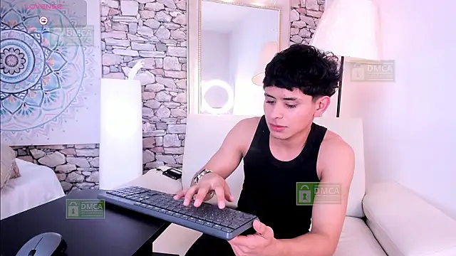 Jhonny-Blake online show from February 13, 9:00 pm