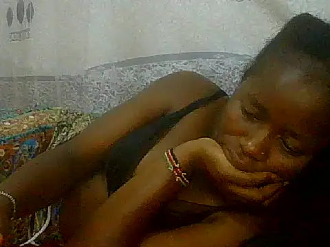 pretty nanah online show from September 28, 9:42 pm