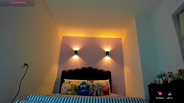 Snapshot of Sofia_Clauss_ chatting on January 18, 5:11 am Sofia Clauss online show from January 18, 5:11 am